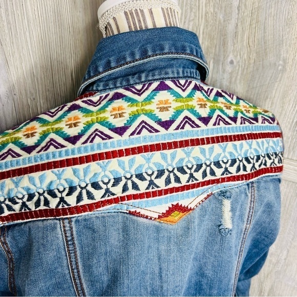 Stetson Embroidered Western Skirt and Jacket - Picture 2 of 12